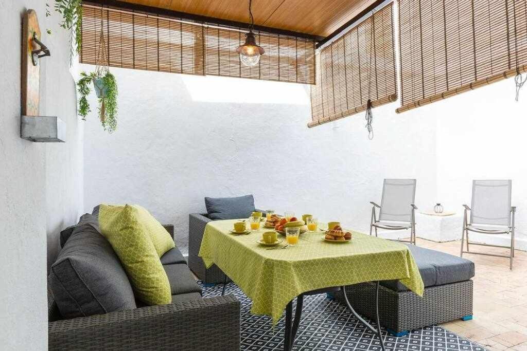 Monkeys Apartments Betis Chill Out Sevilha Exterior foto